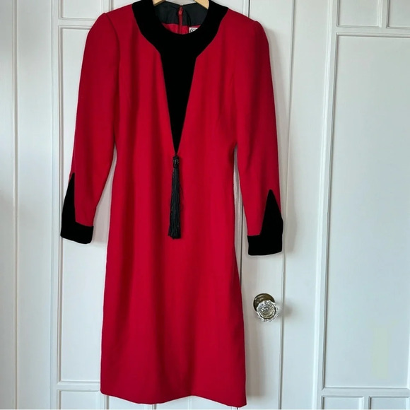 Vintage Carolina Herrera Saks Fifth Ave Red and black dress with tassle Dynasty - Picture 2 of 12